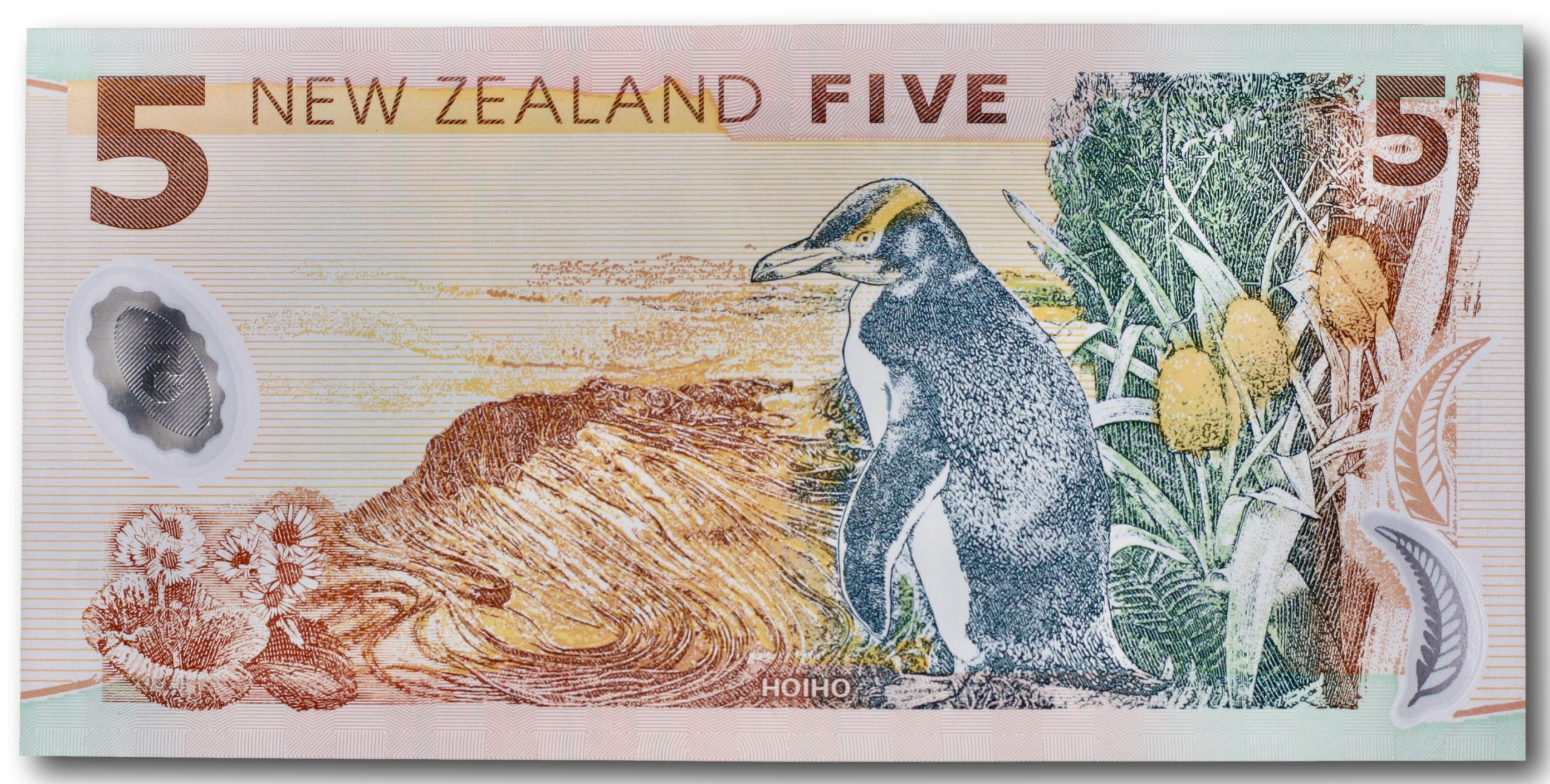 New Zealand, 5 dollars 2015-2016 - Image 2