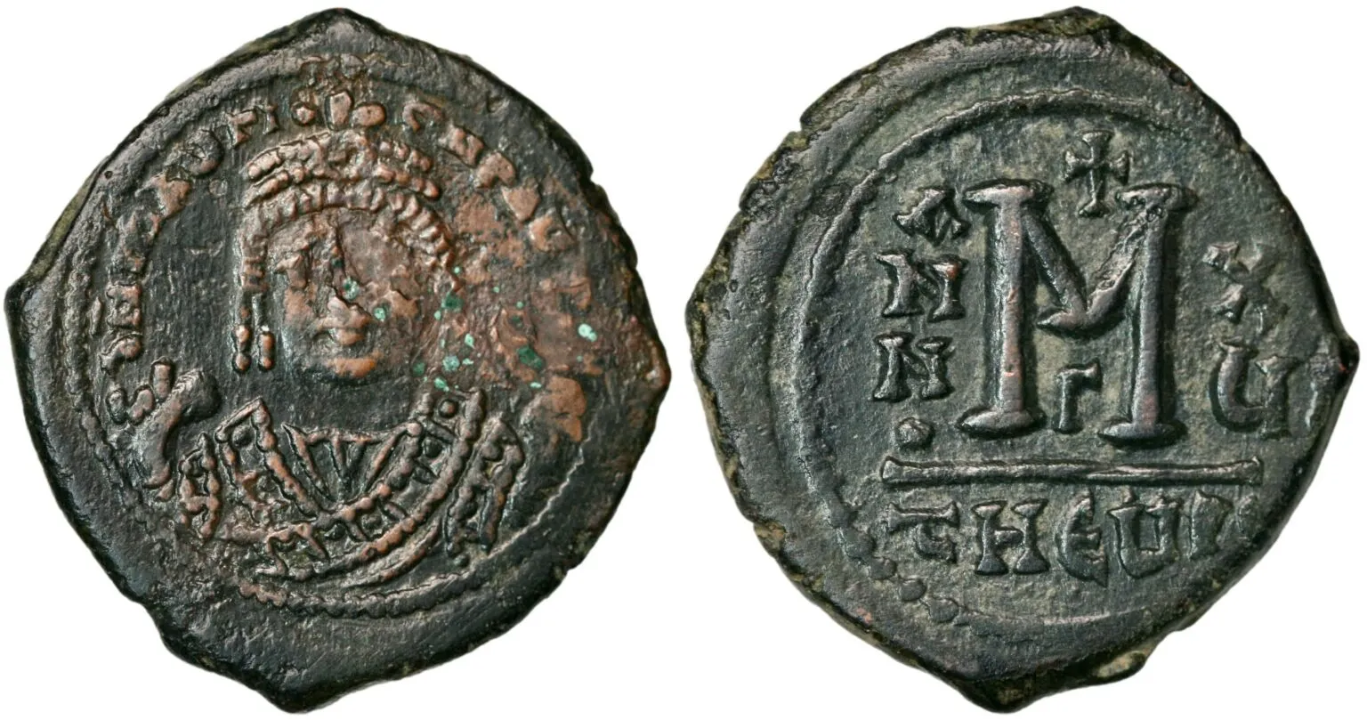 Follis fra Emperor Maurice Tiberius (596/7 e. Kr.)