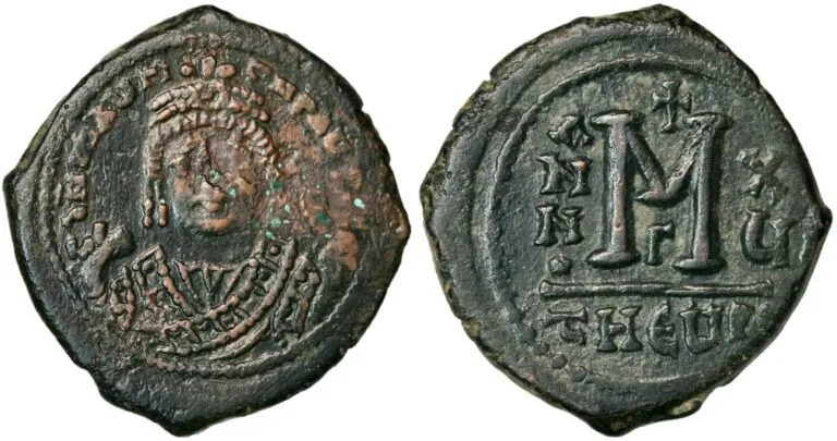 Follis from Emperor Maurice Tiberius (596/7 AD)